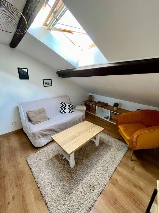 Appartement Cosy Hypercentre Place St Pierre Saumur Luaran gambar
